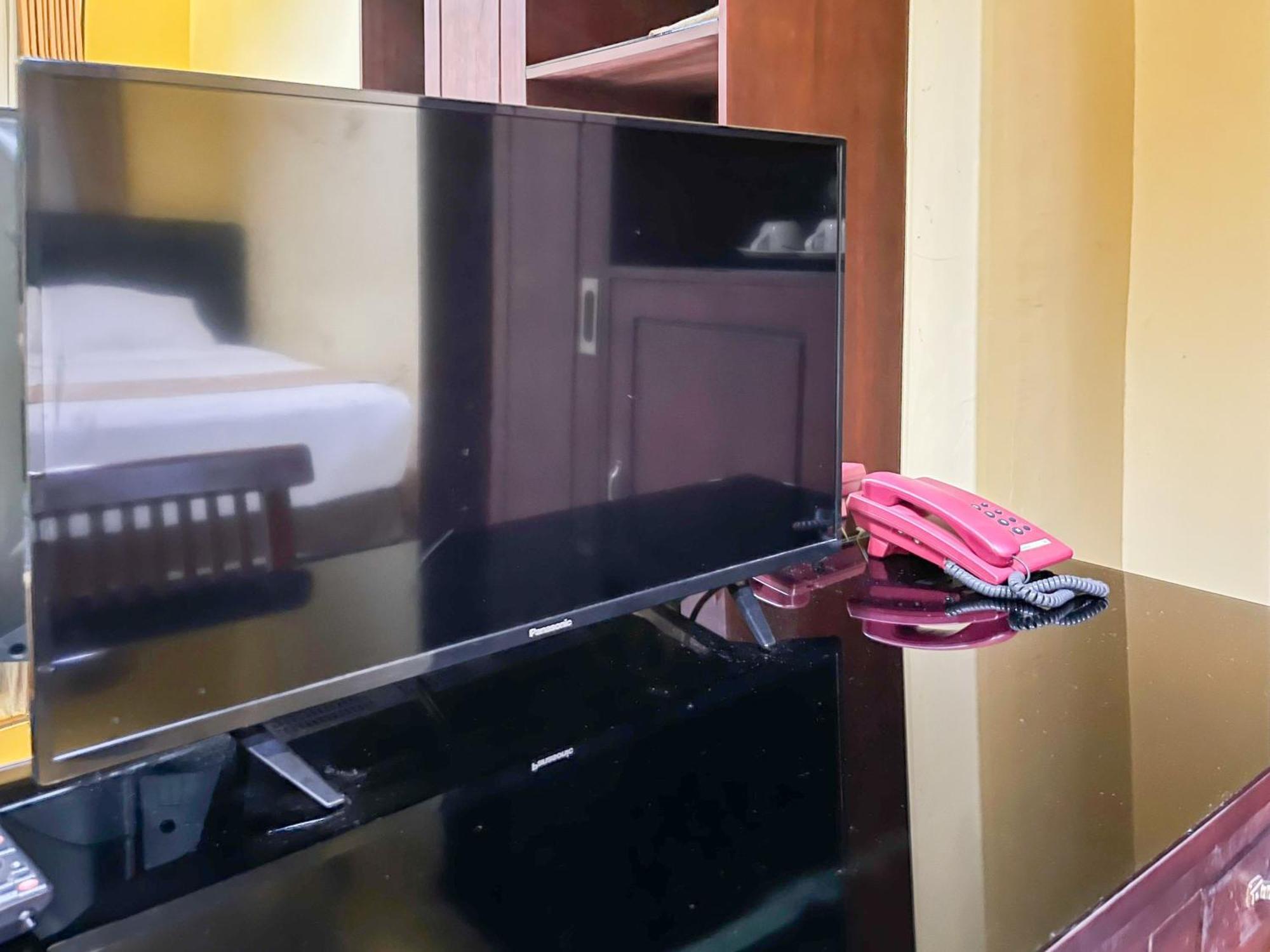 Kartika Hotel Syariah Pacitan Mitra Reddoorz Екстериор снимка
