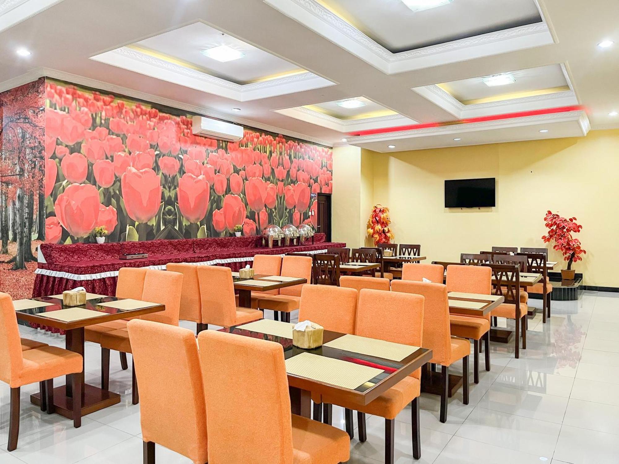 Kartika Hotel Syariah Pacitan Mitra Reddoorz Екстериор снимка
